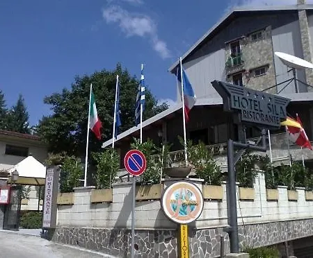 Ξενοδοχείο Sila 3*